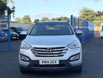 Used Hyundai Santa Fe 2014 for sale - 79105449: Photo