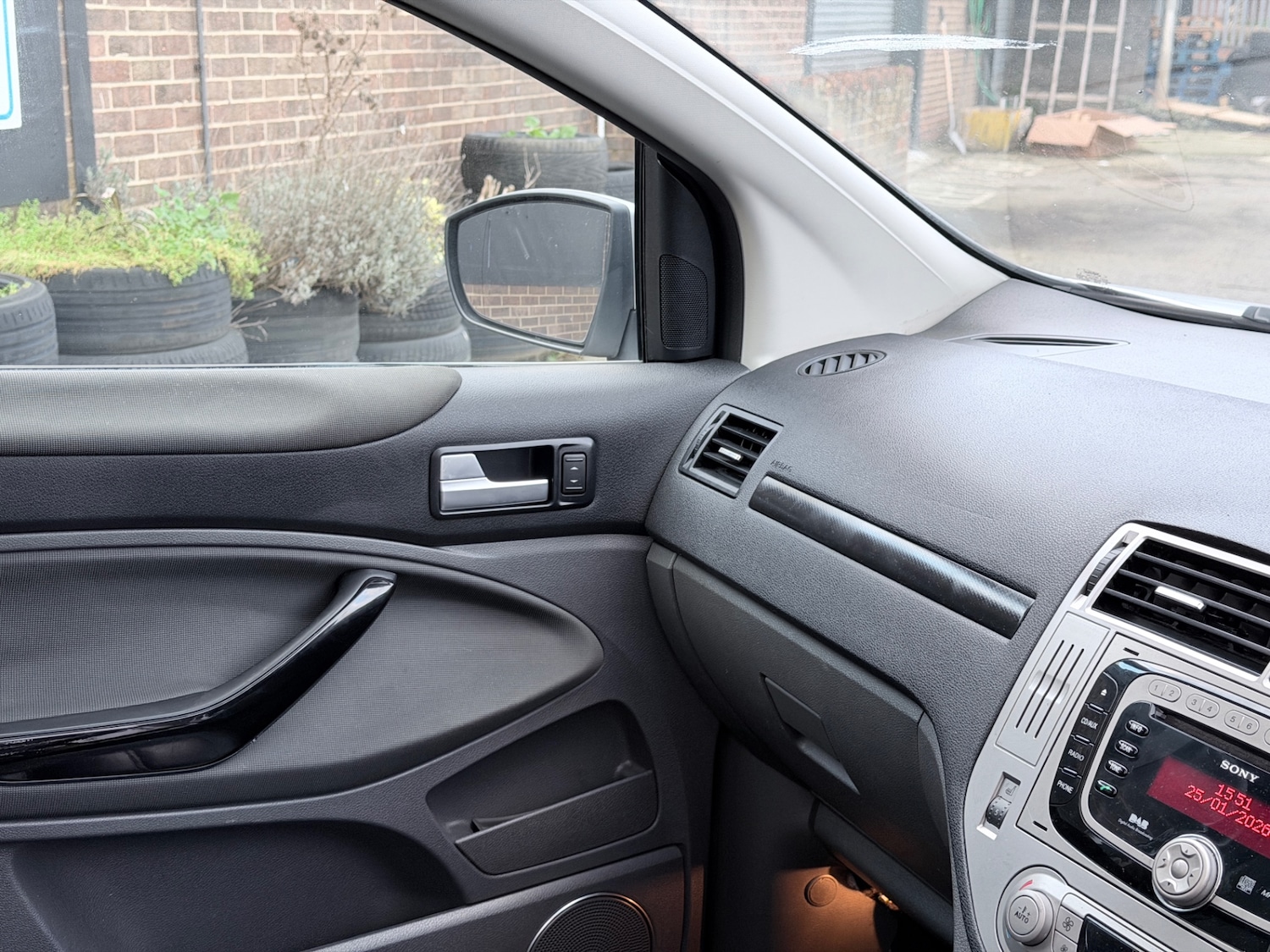 Used Ford Kuga 2012 for sale - 77052161: Photo 15