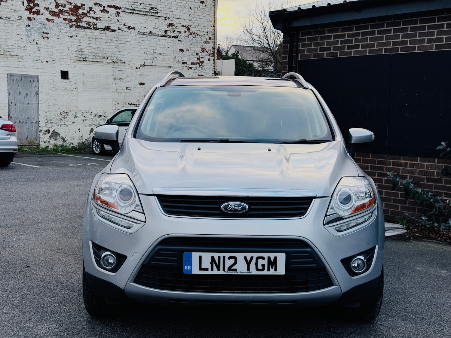 Used Ford Kuga 2012 for sale - 77052161: Photo 2