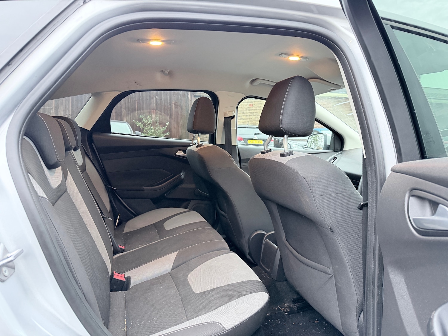 Used Ford Focus 2013 for sale - 76536948: Photo 15