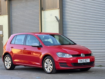 Used Volkswagen Golf 2013 for sale - 76268773: Photo