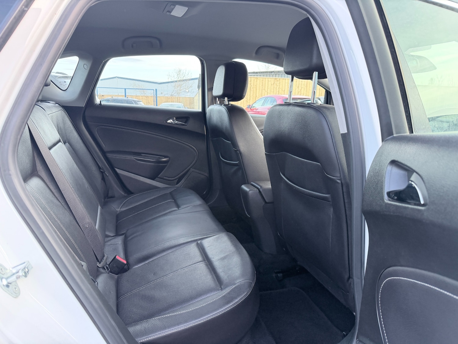 Used Vauxhall Astra 2013 for sale - 78204977: Photo 11