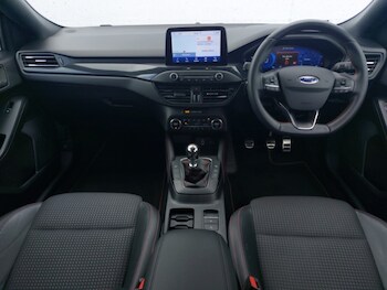 Used Ford Focus 2020 for sale - 78225300: Photo