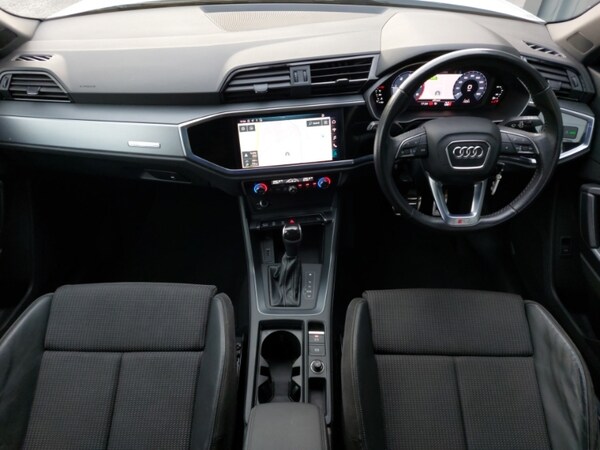 Used Audi Q3 2020 for sale - 76108218: Photo 2