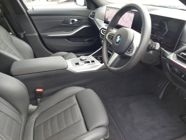 Used BMW 3 Series 2024 for sale - 76250876: Photo 12