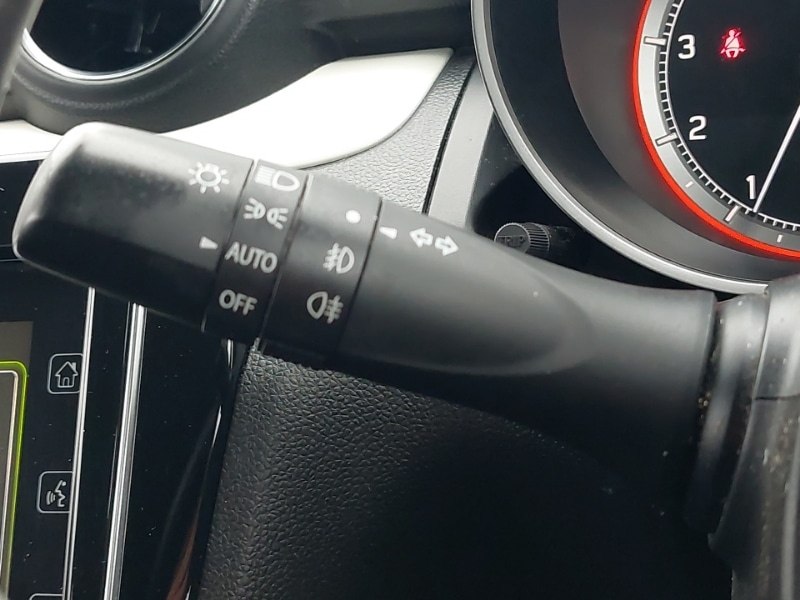 Used Suzuki Swift 2018 for sale - 77798795: Photo 17