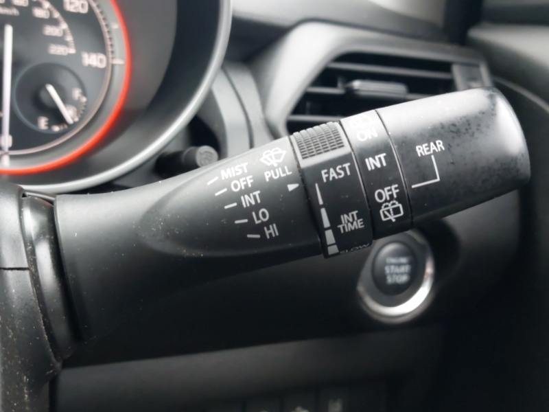 Used Suzuki Swift 2018 for sale - 77798795: Photo 18