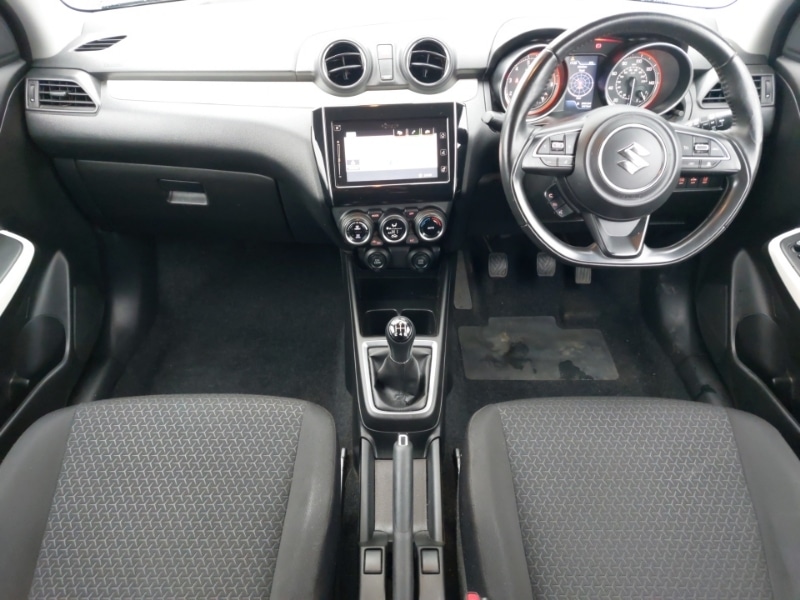 Used Suzuki Swift 2018 for sale - 77798795: Photo 2