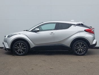 Used Toyota C-HR 2018 for sale - 75518936: Photo