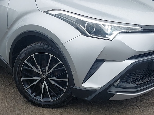 Used Toyota C-HR 2018 for sale - 75518936: Photo 9
