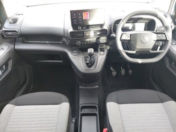 Used Citroen Berlingo 2025 for sale - 77015054: Photo