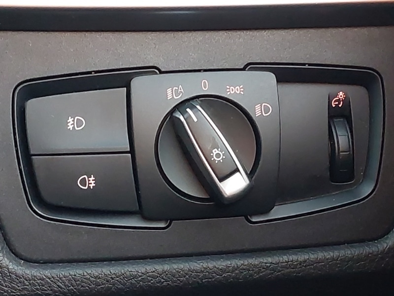 Used BMW 3 Series 2018 for sale - 77095222: Photo 17