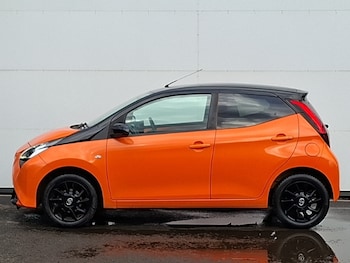 Used Toyota AYGO 2020 for sale - 79573637: Photo