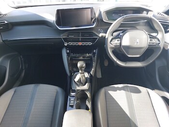 Used Peugeot 2008 2021 for sale - 78415505: Photo