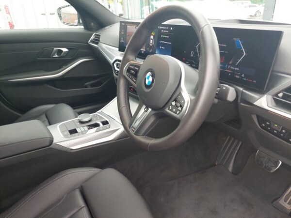 Used BMW 3 Series 2024 for sale - 75591601: Photo 12