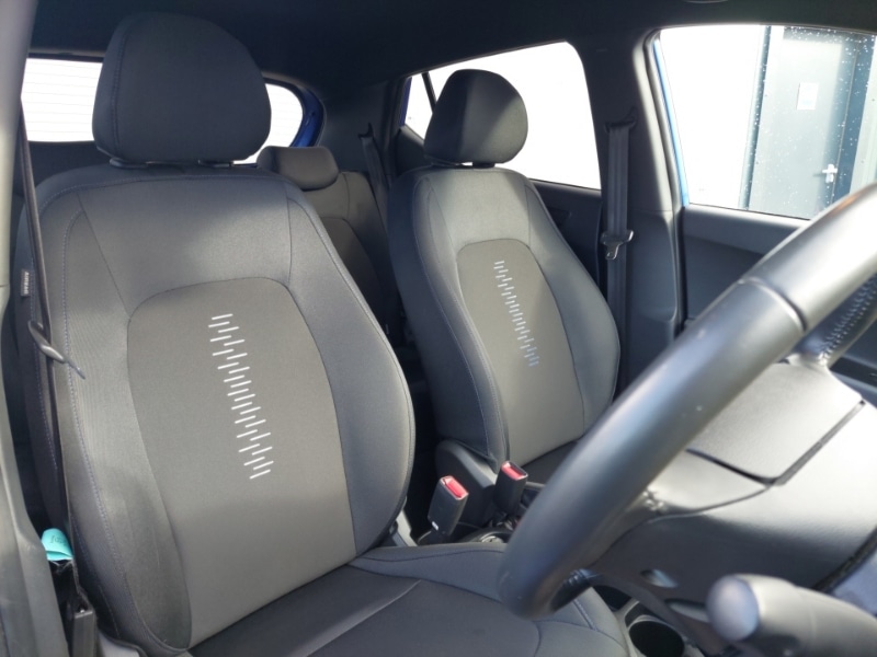 Used Hyundai i10 2018 for sale - 76393208: Photo 13