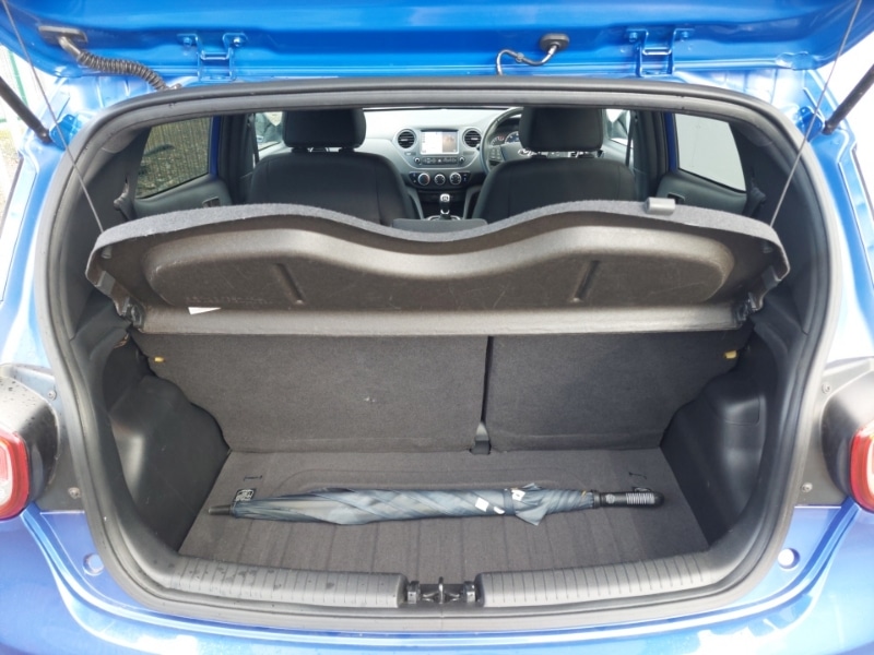 Used Hyundai i10 2018 for sale - 76393208: Photo 8