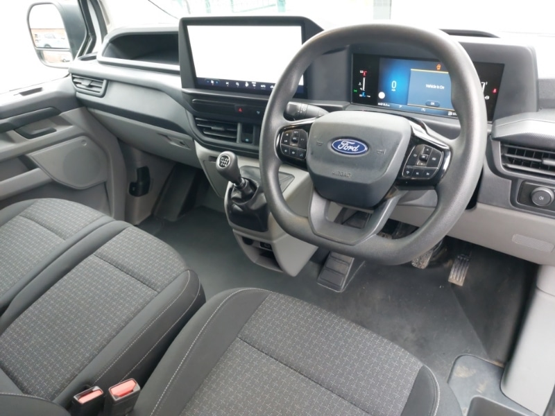 Used Ford Transit Custom 2024 for sale - 77610797: Photo 2