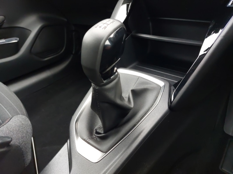 Used Peugeot 208 2022 for sale - 77118944: Photo 19