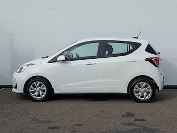 Used Hyundai i10 2019 for sale - 78747563: Photo