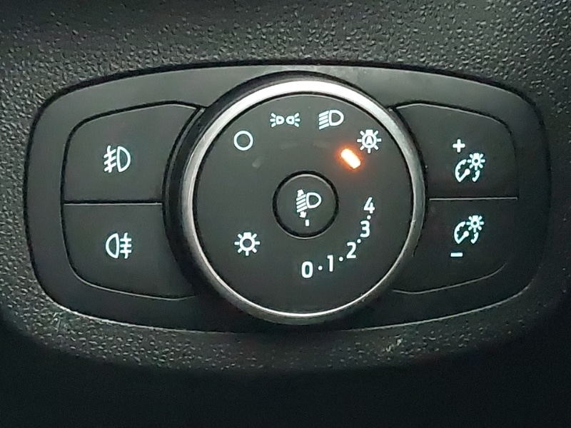 Used Ford Fiesta 2017 for sale - 76619078: Photo 17