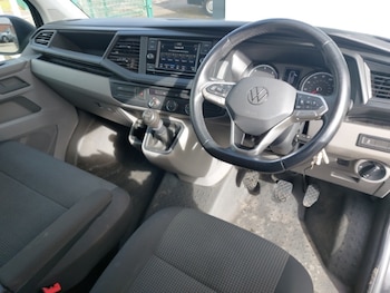 Used Volkswagen Transporter 2021 for sale - 77852538: Photo