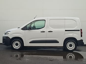 Used Citroen Berlingo 2024 for sale - 79737488: Photo