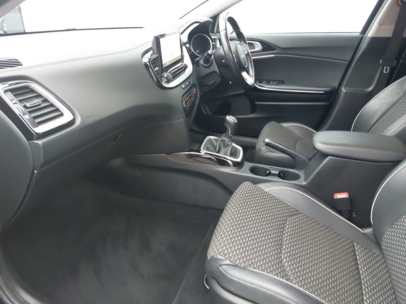 Used Kia Ceed 2022 for sale - 76880256: Photo 5