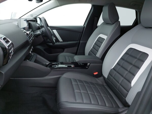 Used Citroen C4 2025 for sale - 76269103: Photo 5