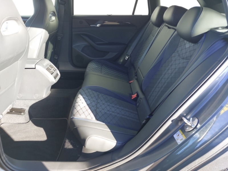 Used Volkswagen Passat 2024 for sale - 77544491: Photo 6