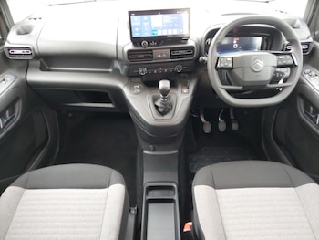 Used Citroen Berlingo 2025 for sale - 76493252: Photo