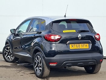 Used Renault Captur 2018 for sale - 79529700: Photo