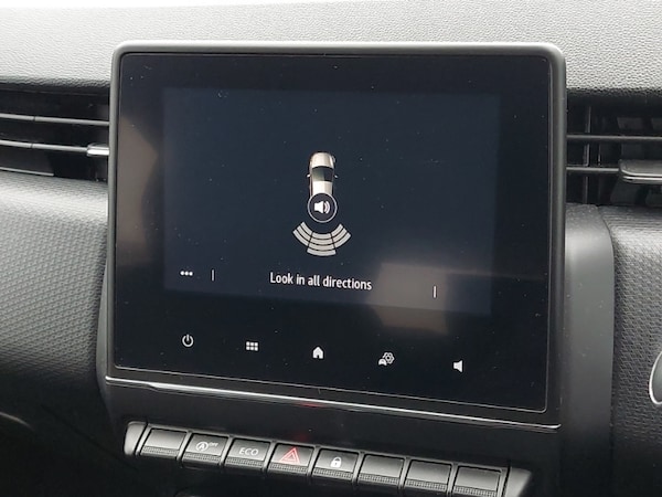 Used Renault Clio 2019 for sale - 76254483: Photo 11