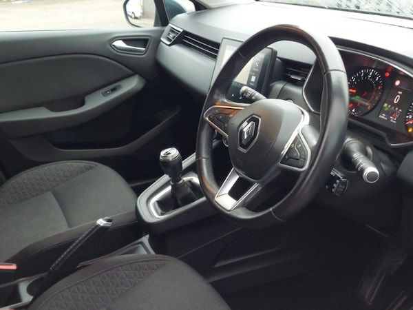 Used Renault Clio 2019 for sale - 76254483: Photo 12