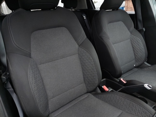 Used Renault Clio 2019 for sale - 76254483: Photo 13