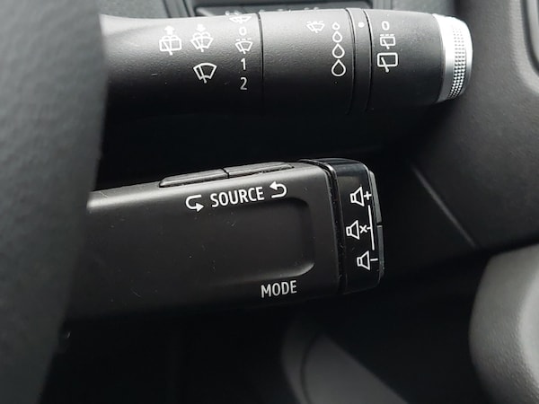 Used Renault Clio 2019 for sale - 76254483: Photo 18