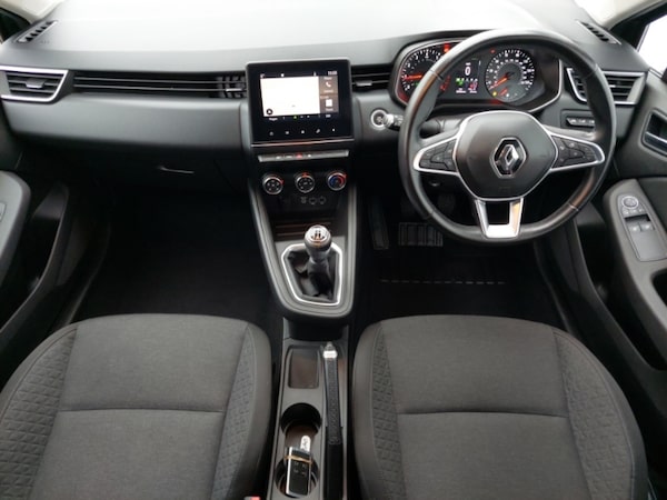 Used Renault Clio 2019 for sale - 76254483: Photo 2