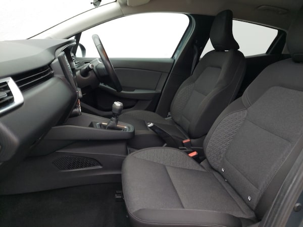 Used Renault Clio 2019 for sale - 76254483: Photo 5