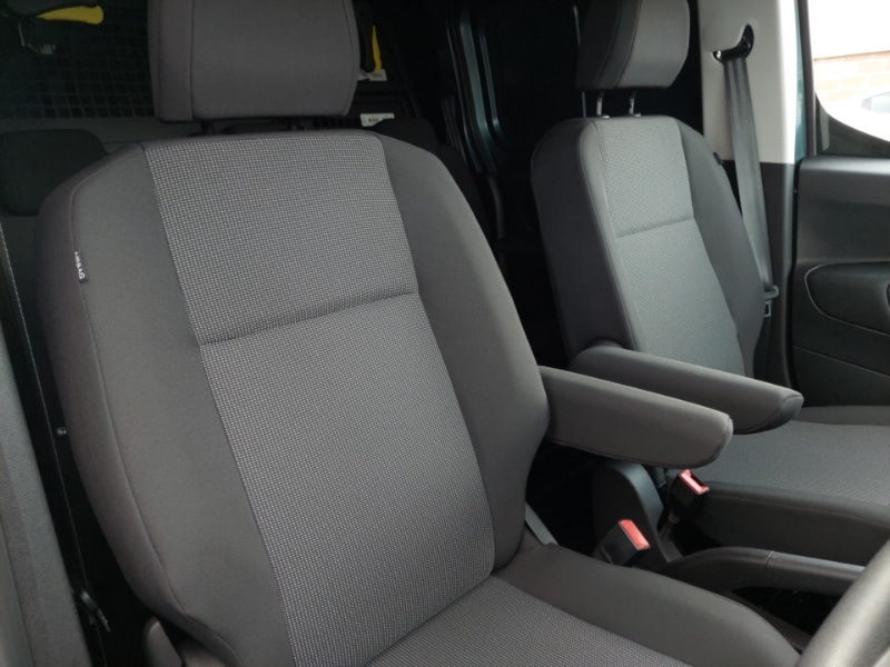 Used Citroen Berlingo 2025 for sale - 76403610: Photo 13