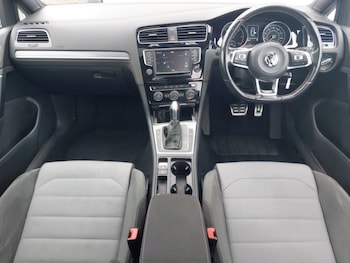 Used Volkswagen Golf 2017 for sale - 78480556: Photo