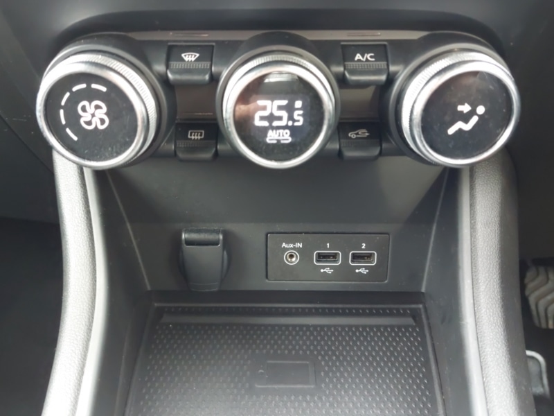 Used Renault Captur 2022 for sale - 77596532: Photo 16