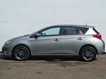 Used Toyota Auris 2015 for sale - 79492963: Photo