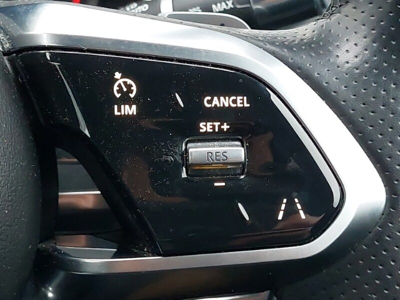 Used Jaguar XE 2020 for sale - 77569288: Photo 15