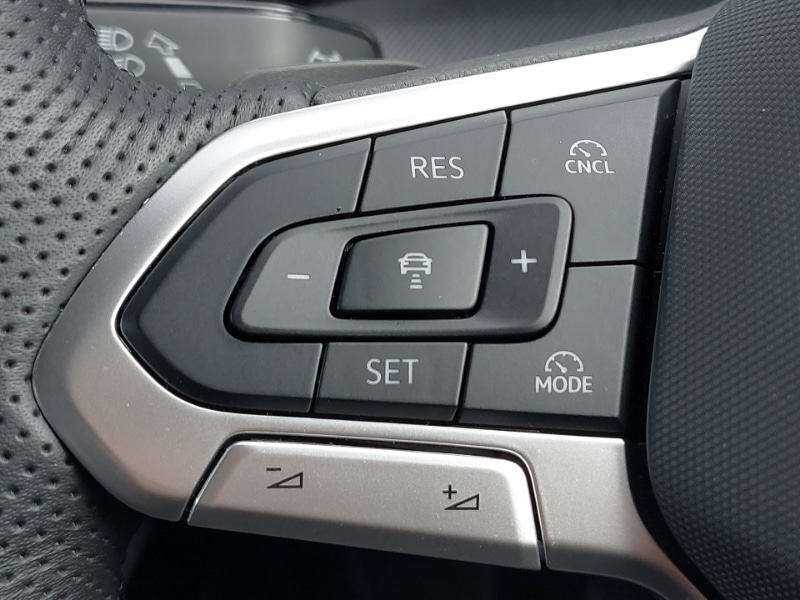 Used Volkswagen Golf 2024 for sale - 77731789: Photo 16