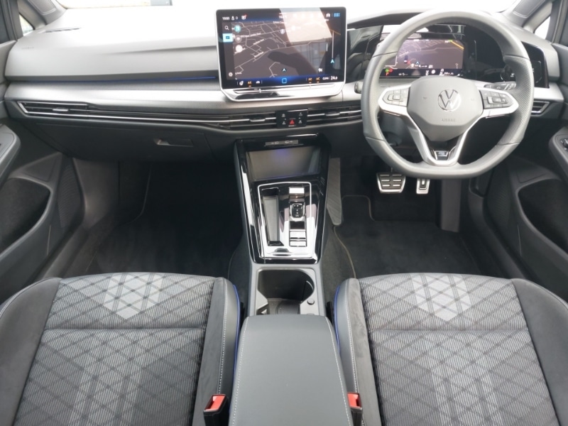 Used Volkswagen Golf 2024 for sale - 77731789: Photo 2