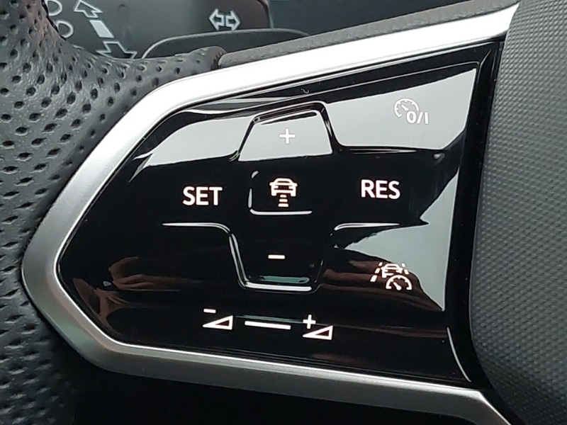 Used Volkswagen Tiguan 2023 for sale - 76403618: Photo 16