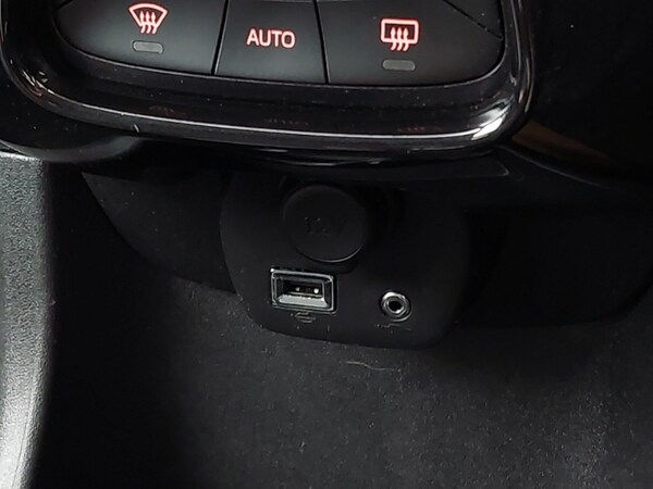 Used Toyota AYGO 2018 for sale - 76254699: Photo 18