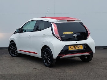 Used Toyota AYGO 2018 for sale - 76254699: Photo 3