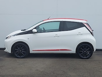 Used Toyota AYGO 2018 for sale - 76254699: Photo 4