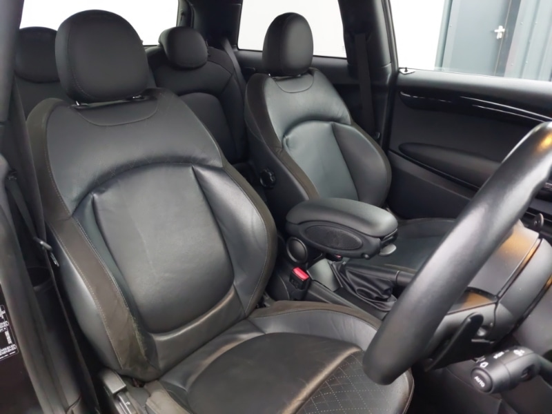 Used MINI Cooper 2020 for sale - 77329880: Photo 13